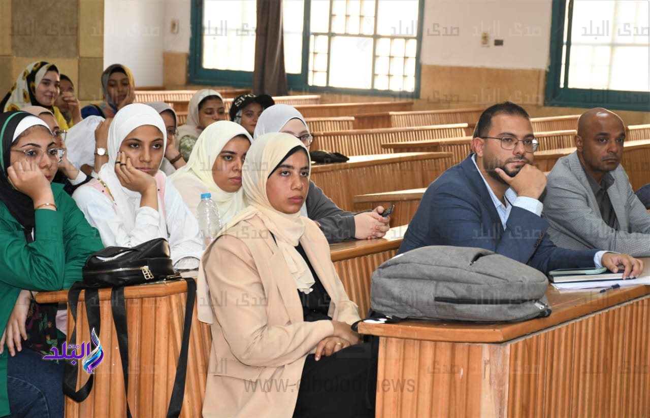 اللقاء الترحيبي لطلاب الفرقة الأولى بكلية الآثار جامعة عين شمس