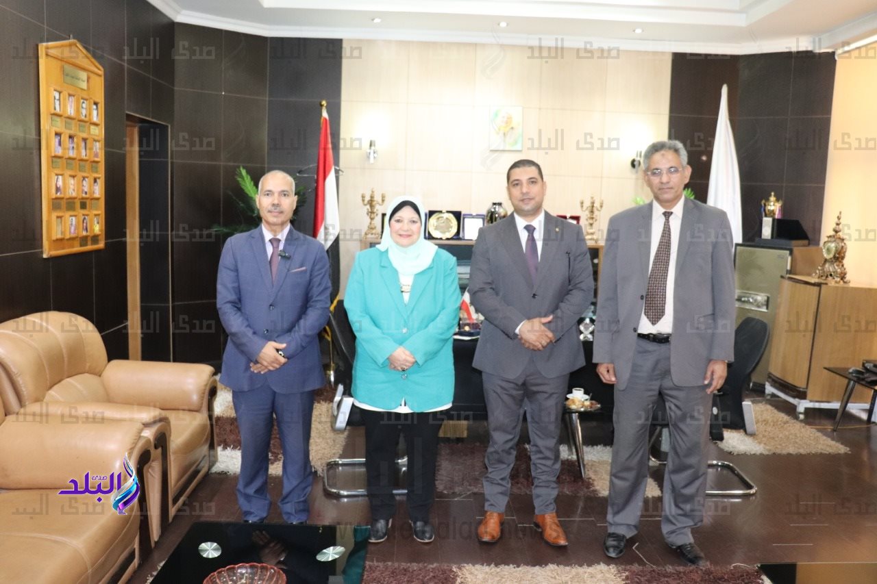 كلية الإعلام جامعة القاهرة