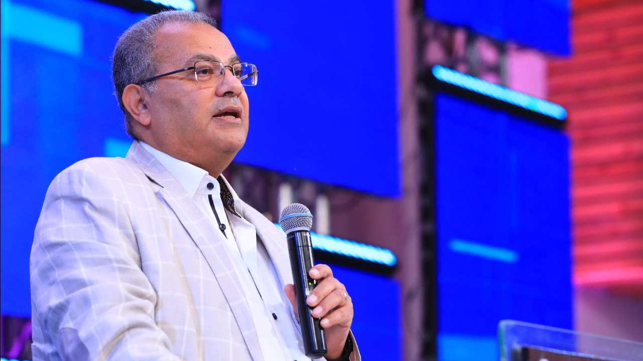 الدكتور القس إندريه زكي رئيس الطائفة الإنجيلية الدكتور القس إندريه زكي رئيس الطائفة الإنجيلية