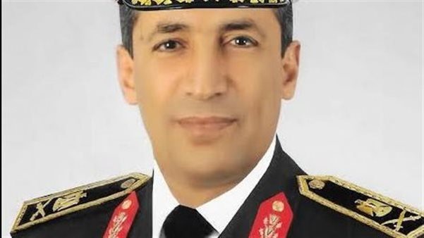 الفريق أشرف عطوة قائد القوات البحرية