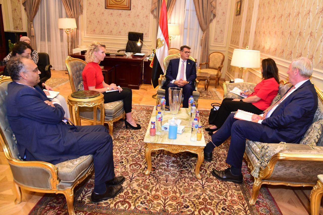 b6e5b94b-c7d0-4711-883d-cd4408130fd8 (1)