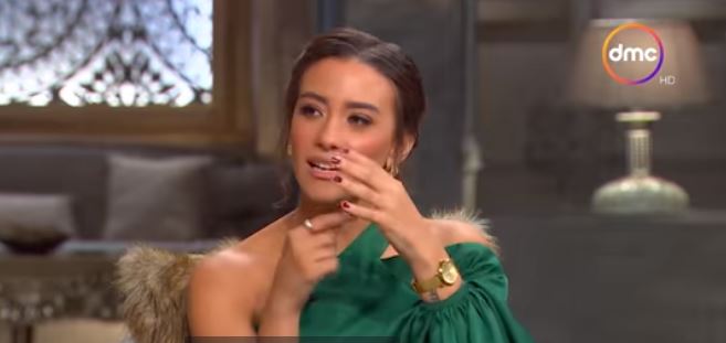 الفنانة جلا هشام