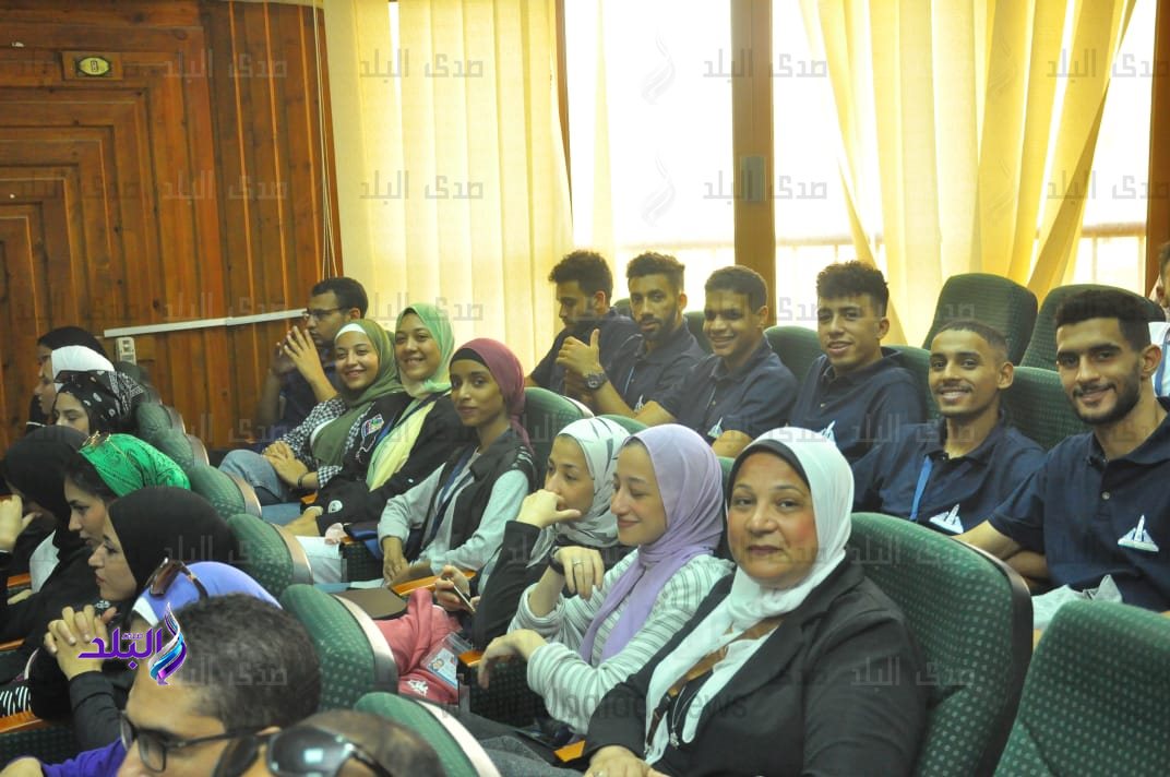 جامعة عين شمس 