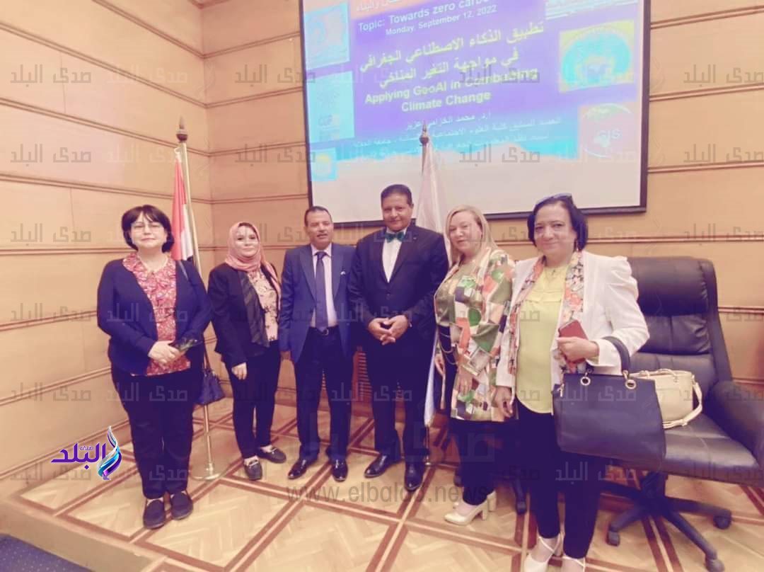 تكريم الدكتور خالد عبد الغفار القاضى