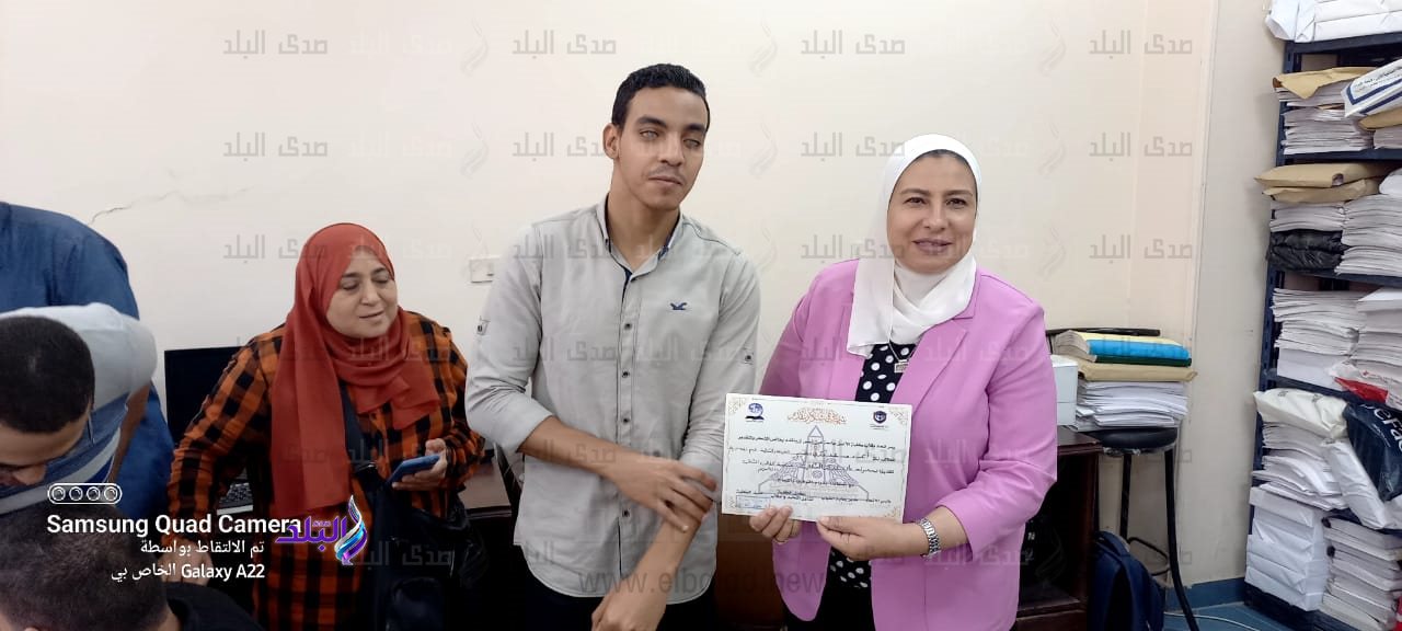 السن عين شمس تكرم رفقاء الدرب من ذوى الهمم