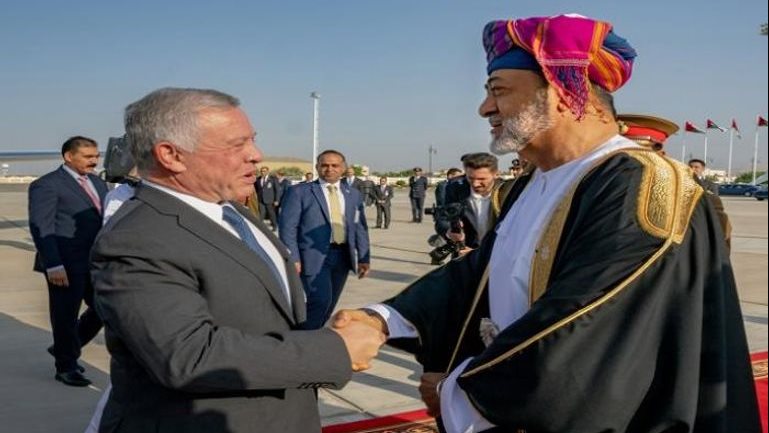 سلطان عمان وملك الأردن