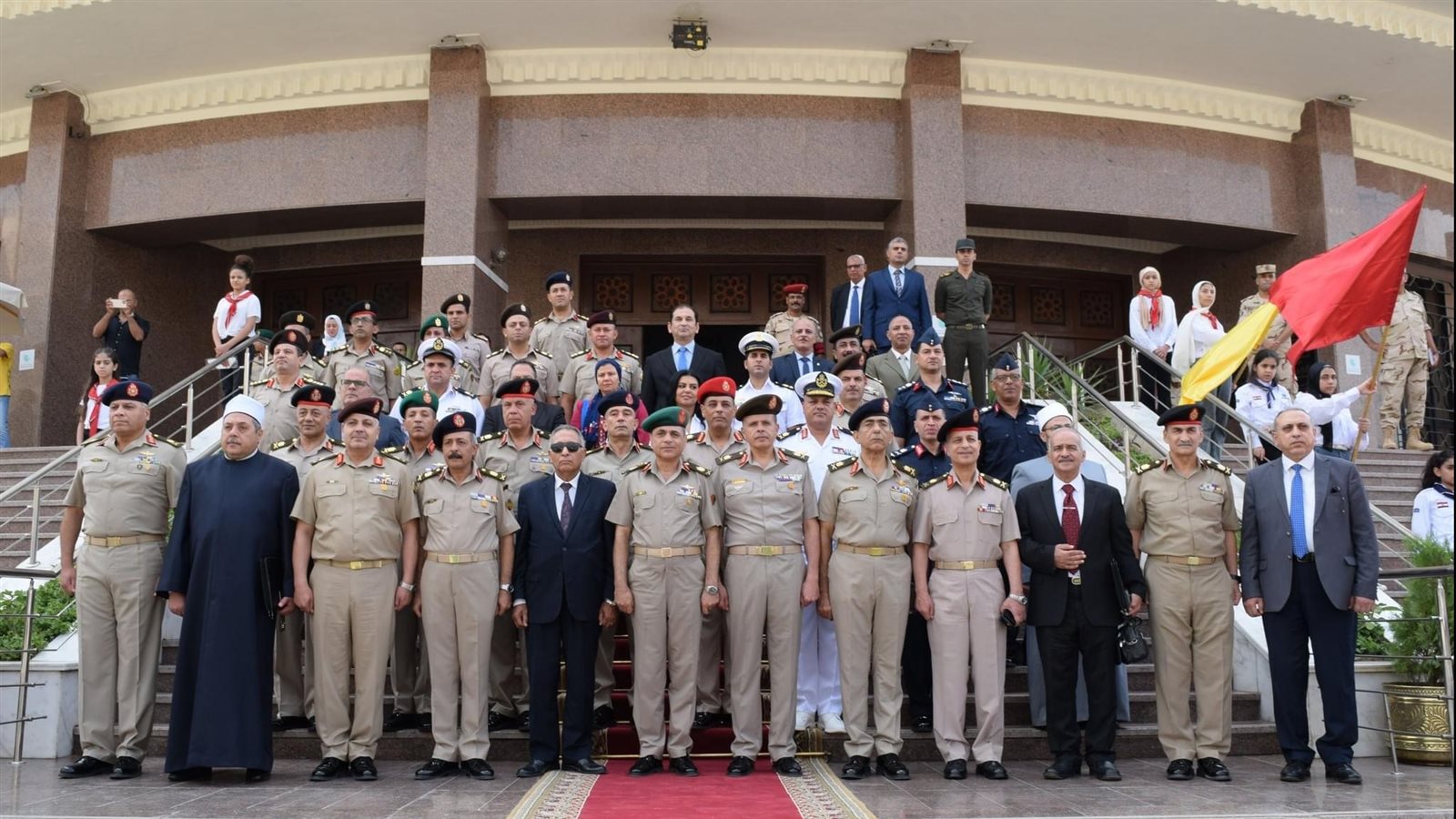 القوات المسلحة تنظم المعرض السنوي للثقافات العسكرية