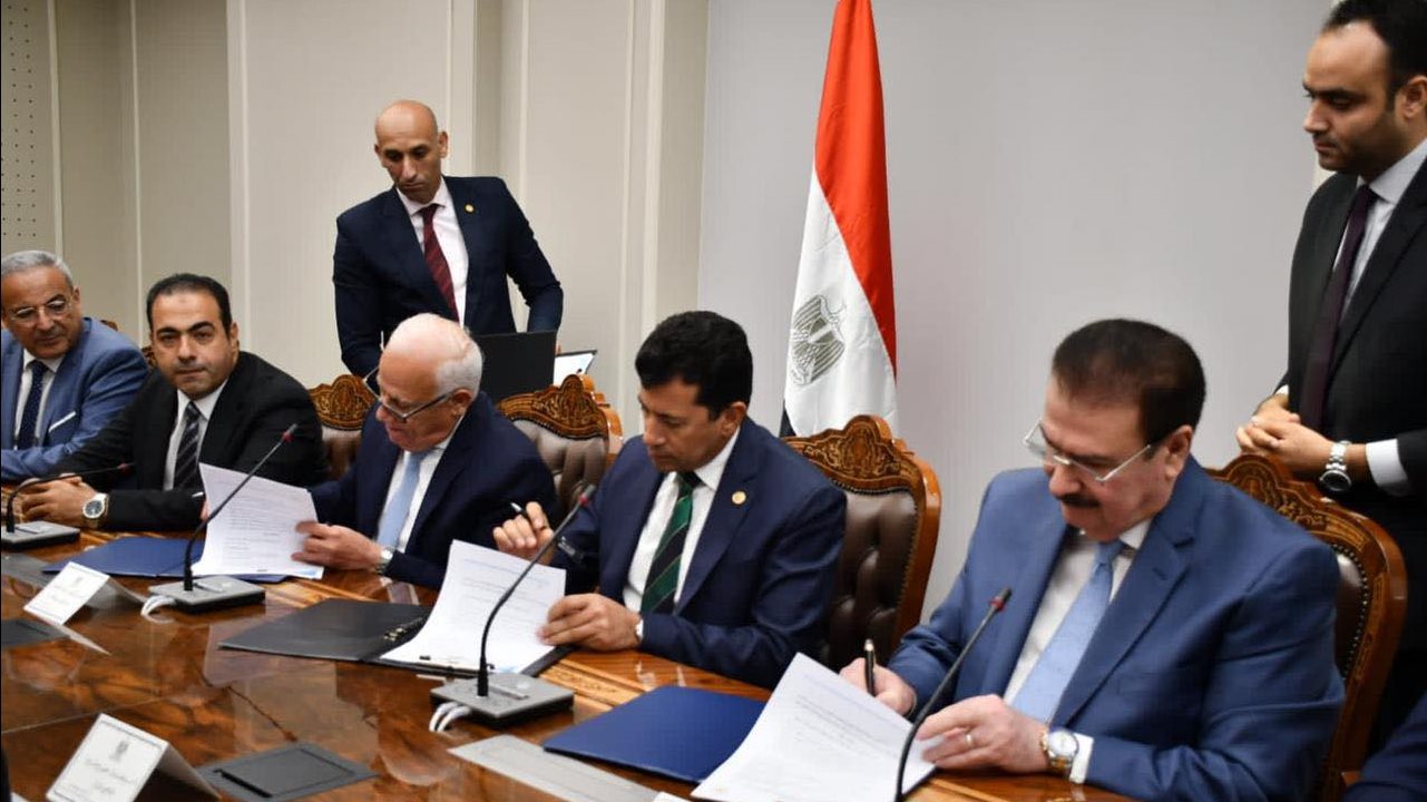  تنفيذ مشروع استاد النادي المصري في موقعه التاريخي