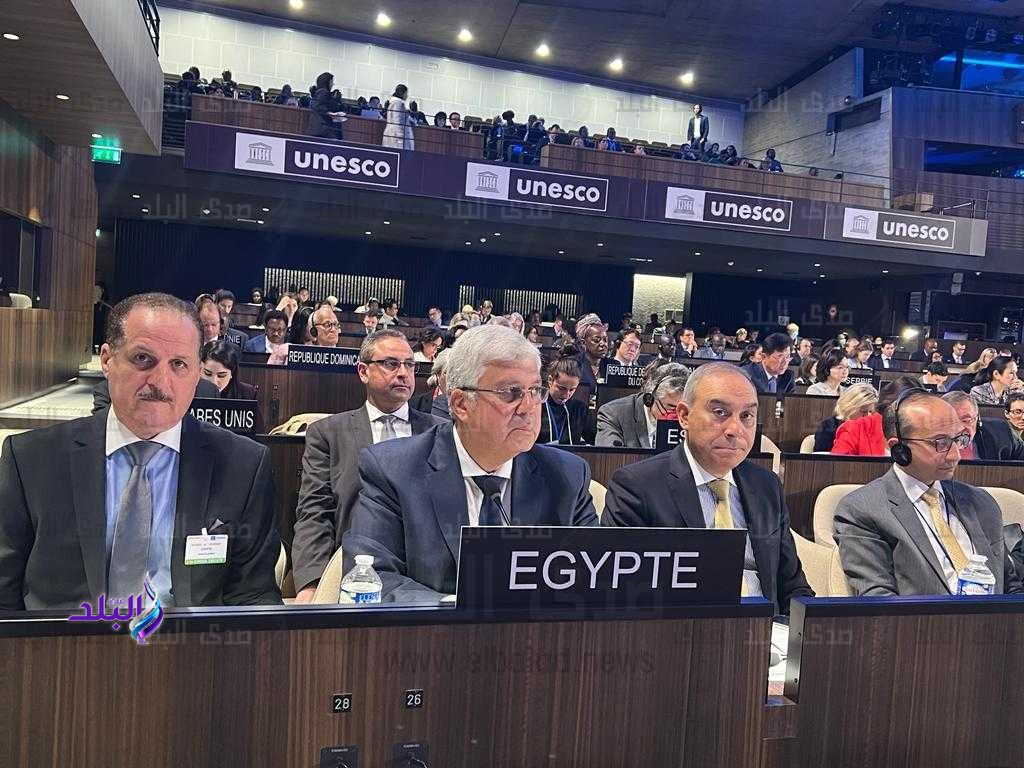 وزير التعليم العالي والبحث العلمي