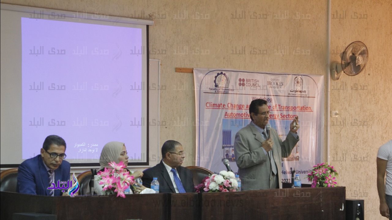 الدكتور احمد غطاس