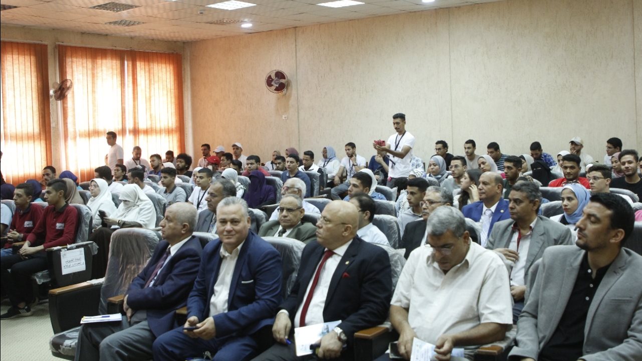 ومستقبل قطاعات النقل والسيارات والطاقة.
