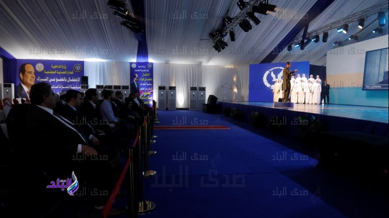 زيارة الوفد للمركز