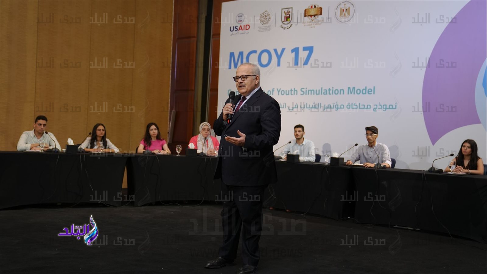 طلاب جامعة القاهرة يمثلون الدول المشاركة في مؤتمر المناخ