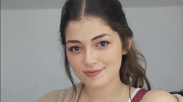 ليلى احمد زاهر 