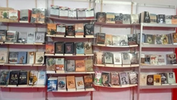 معرض زايد للكتاب