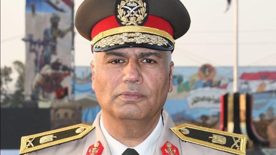 اللواء إسماعيل محمد كمال مدير الكلية الفنية العسكرية