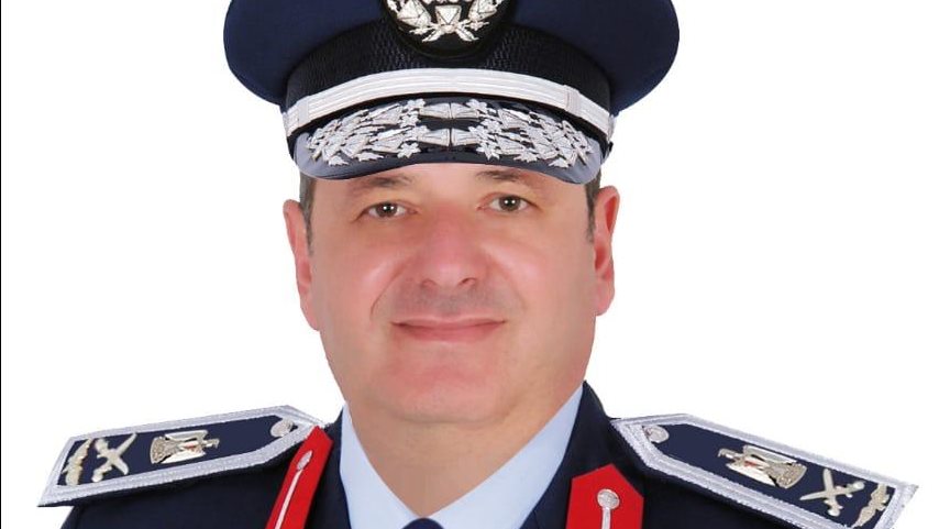 اللواء يسري هلال مدير الكلية الجوية