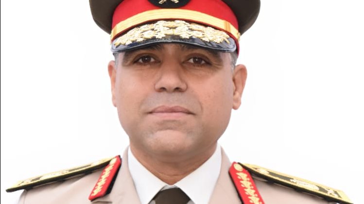 اللواء إيهاب الفيومي مدير كلية الدفاع الجوي