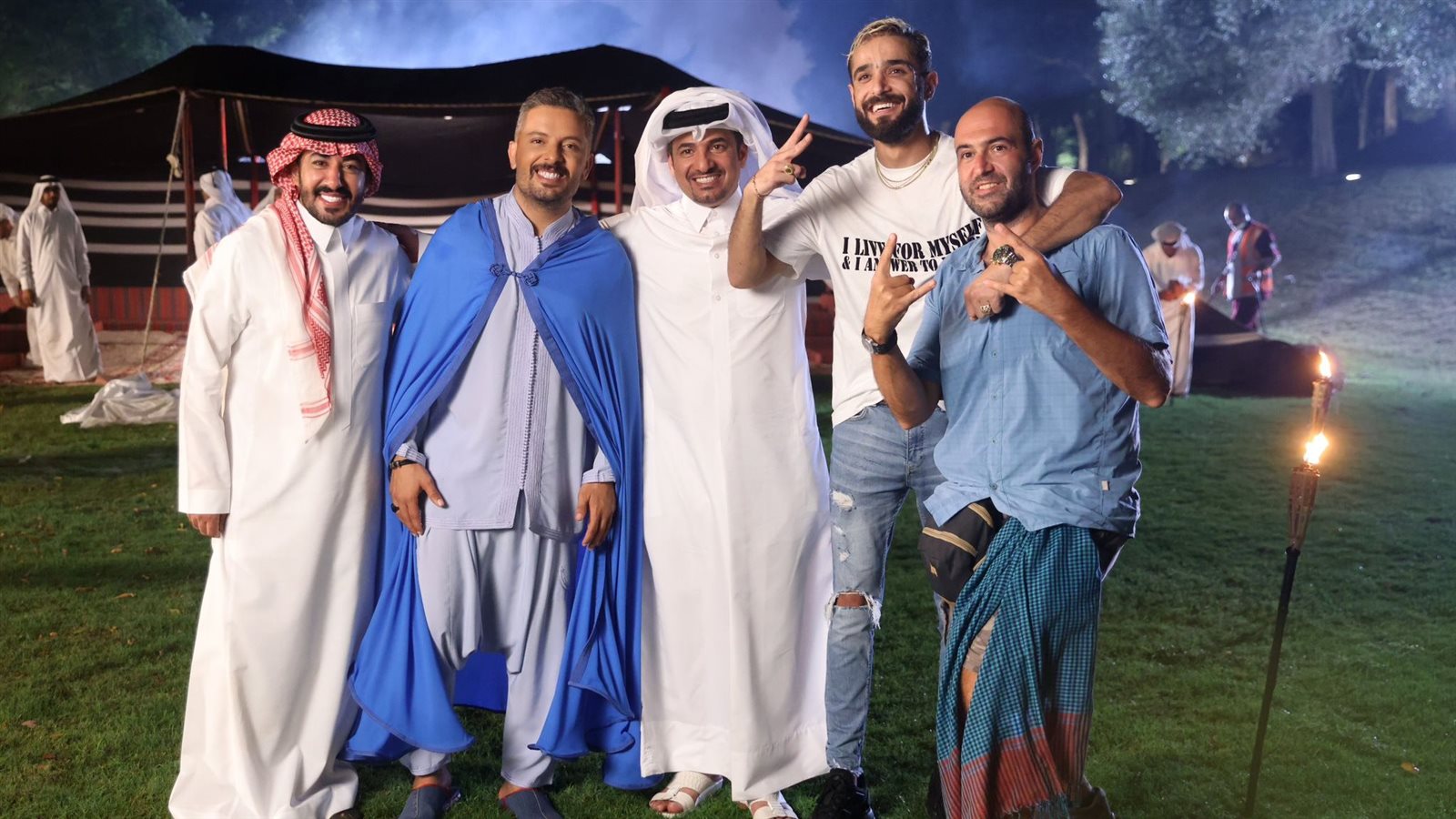 نجوم أغنية أرض المونديال 