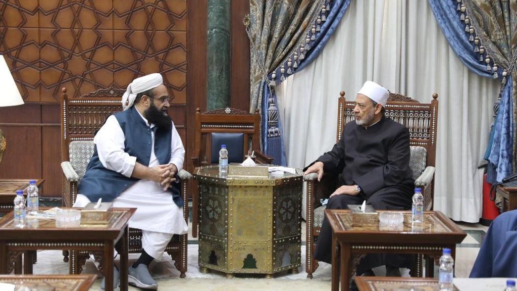 شيخ الأزهر وممثل رئيس وزراء باكستان