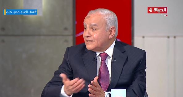 العالم الدكتور محمود هاشم أستاذ الكيمياء الضوئية 