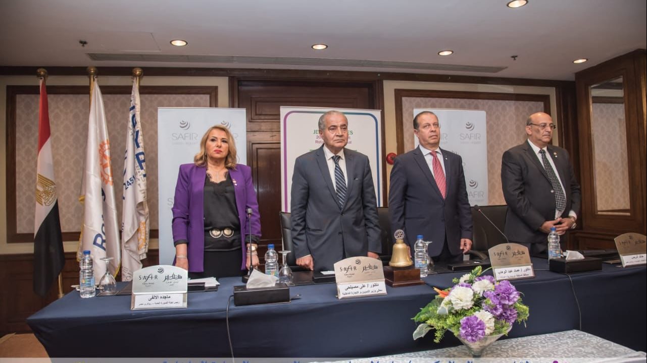 وزير التموين خلال الحفل