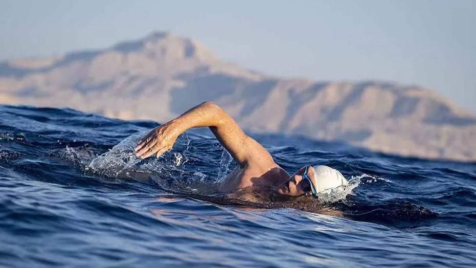 السباح البريطاني لويس بو