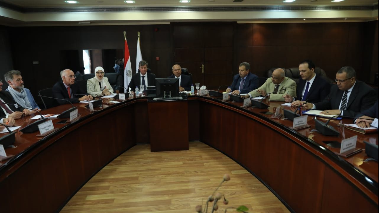 لقاء وزير النقل اليوم 