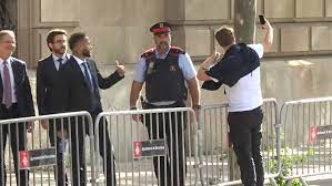 سيلفي نيمارمع أحد معجبيه