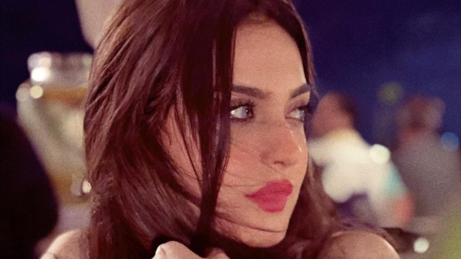 ياسمين عز