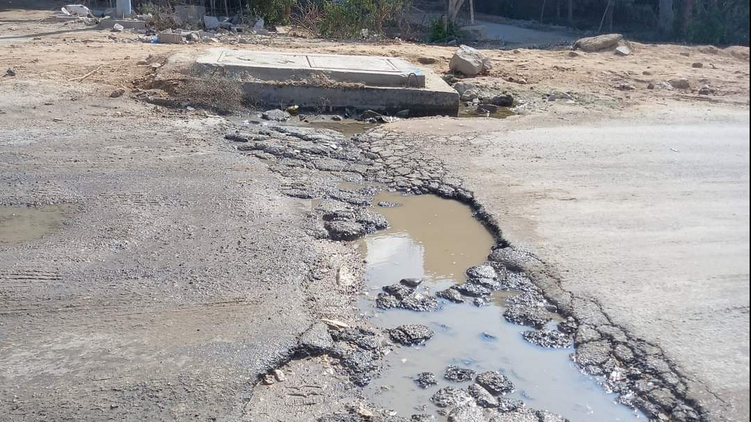 وقف تسريب المياه بشوارع مدينة العريش