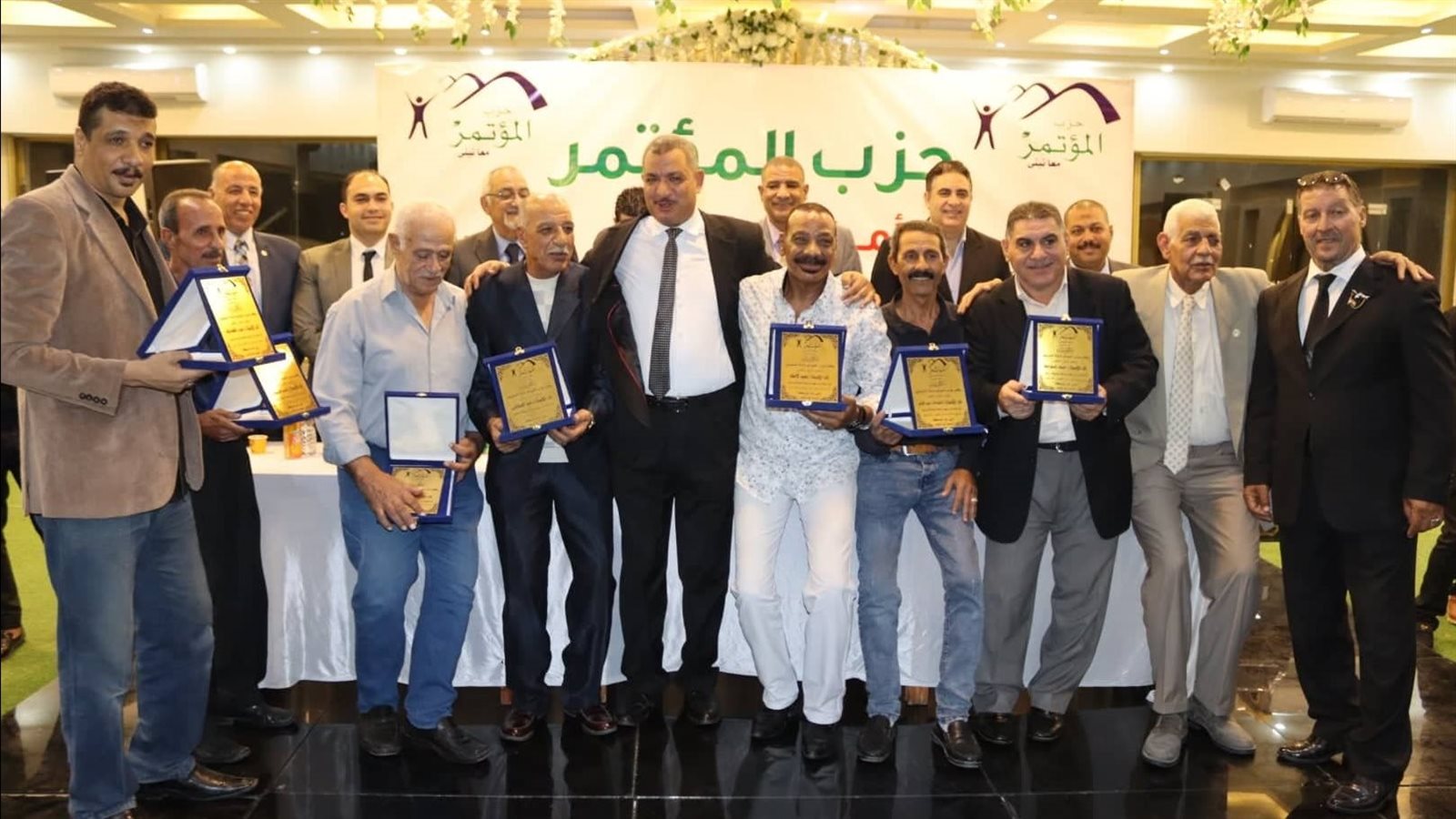 حزب المؤتمر يكرم أبطال أكتوبر بمحافظة السويس في عيدها القومي