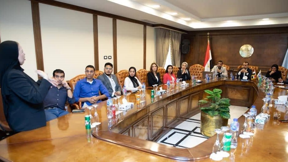 "الشعب الجمهوري" ينظم ندوة عن الوعي البيئي