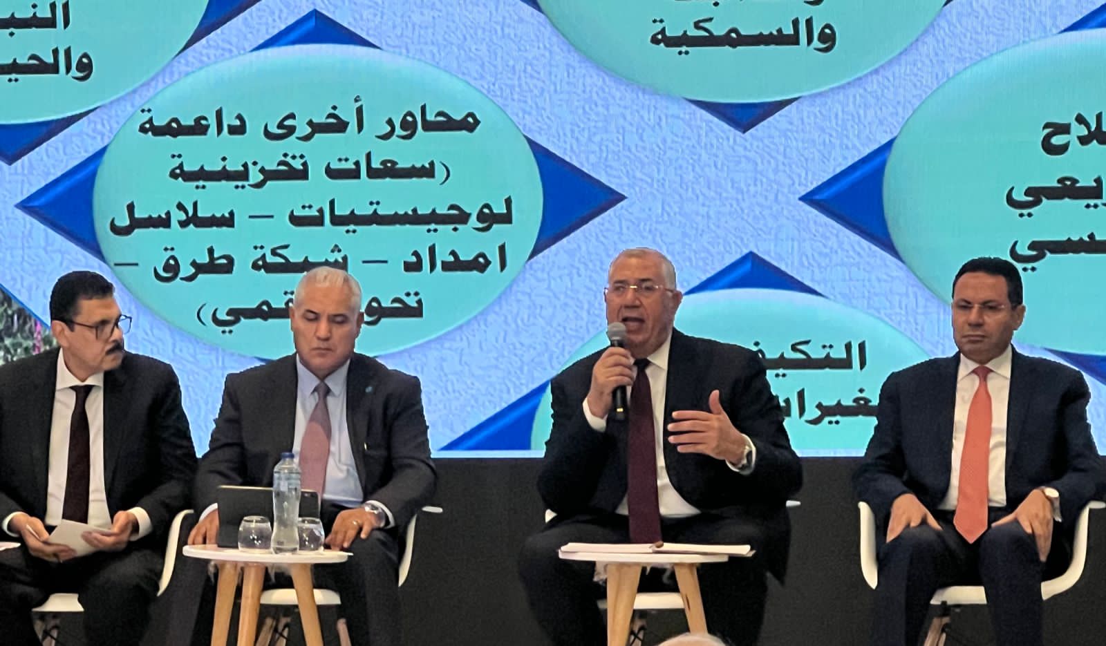وزير الزراعة من المؤتمر الاقتصادي 