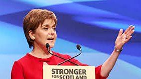 نيكولا ستيرجن الوزيرة الأولى لاسكتلندا