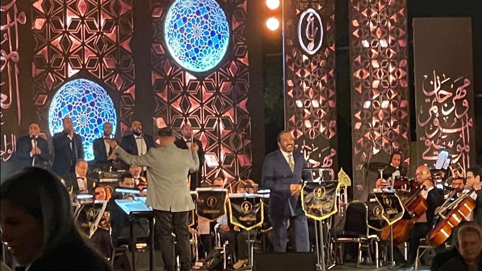 على الحجار