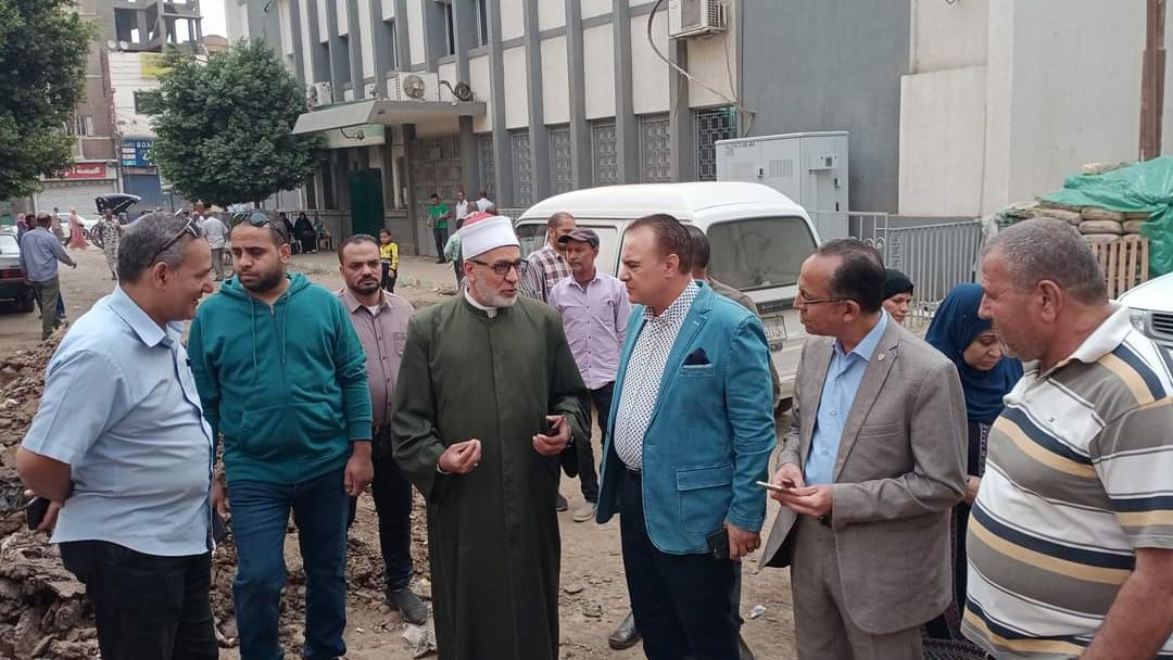 رئيس مركز ملوى ومدير المنطقة الأزهرية 