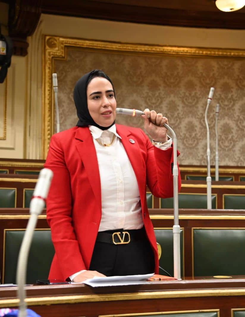 الدكتورة سارة النحاس الدكتورة سارة النحاس