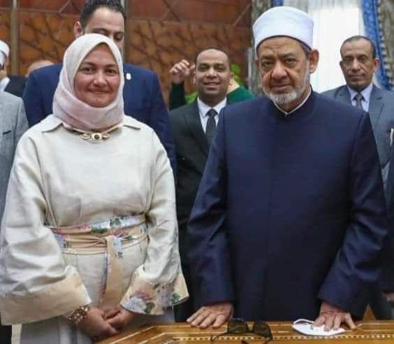 شيخ الأزهر والدكتورة نهلة الصعيدي 