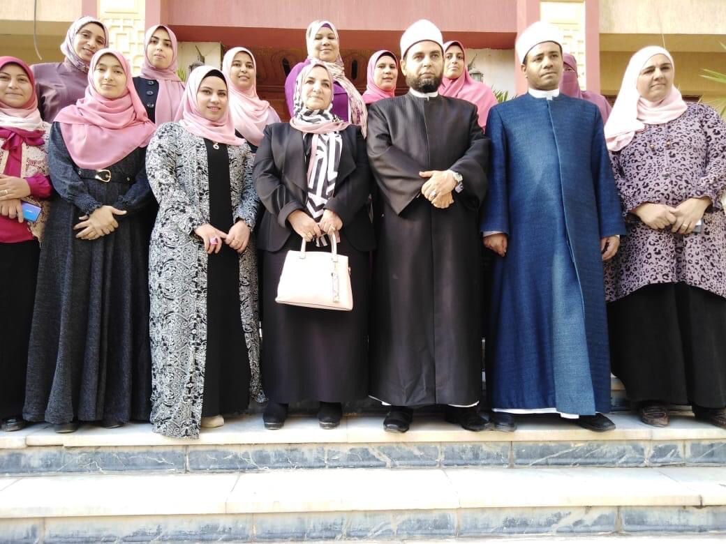 أعضاء القافلة الدعوية 
