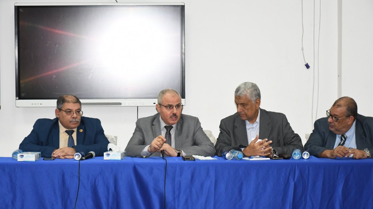 خلال اللقاء