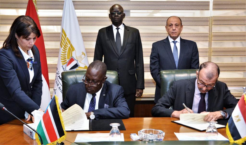 وزير الطيران المدني 