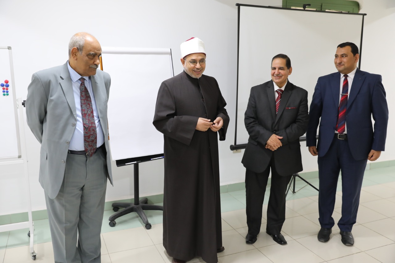 رئيس جامعة الأزهر