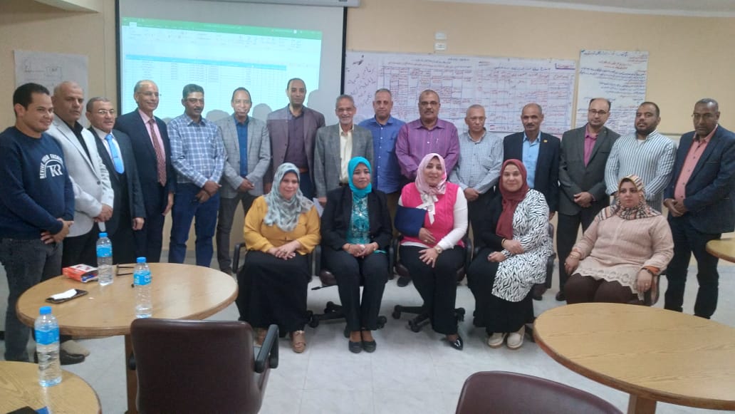 خريجي الدورات التدريبية بمركز سقارة 