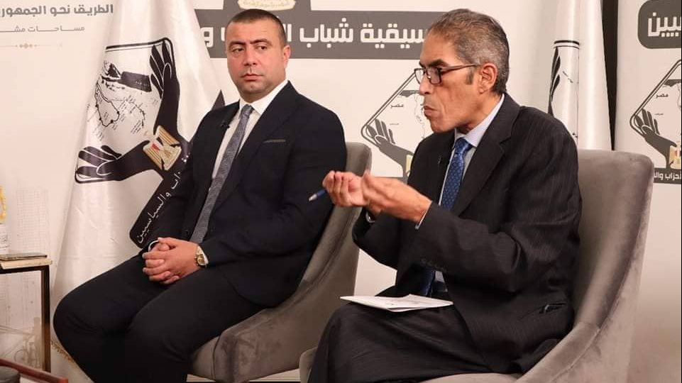  الكاتب الصحفي خالد داوود