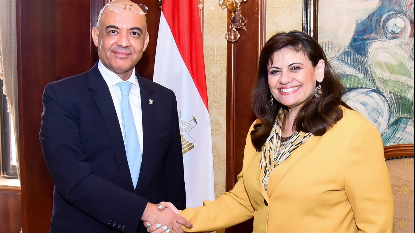 وزيرة الهجرة
