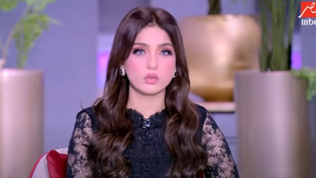 ياسمين عز فى احدث الحلقات 