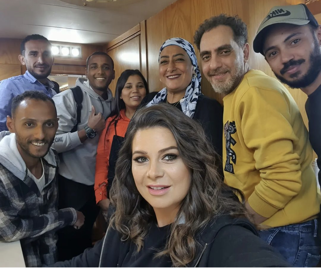 يسرا اللوزي 