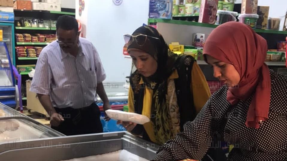 جانب من حملات تموين سوهاج جانب من حملات تموين سوهاج