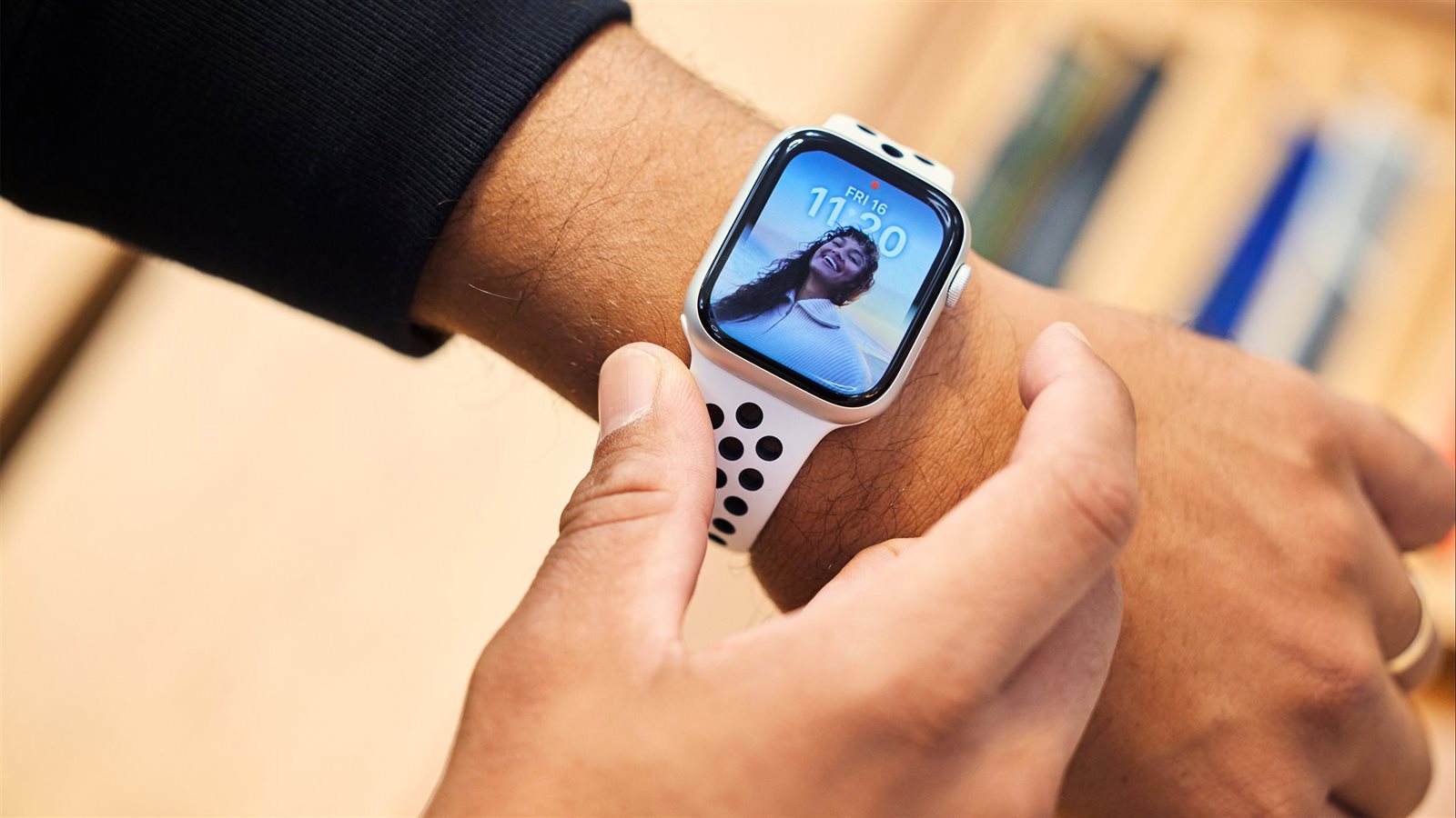 أقوى عرض في البلاك فريداي..خصم 5000 جنيه على Apple Watch 8